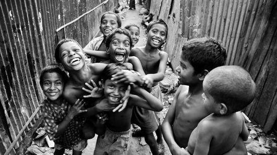 100 Smiles cAta-Mohammad-Adnan-Bangladesh-Open-entry-2013-Sony-World-Photography-Awards